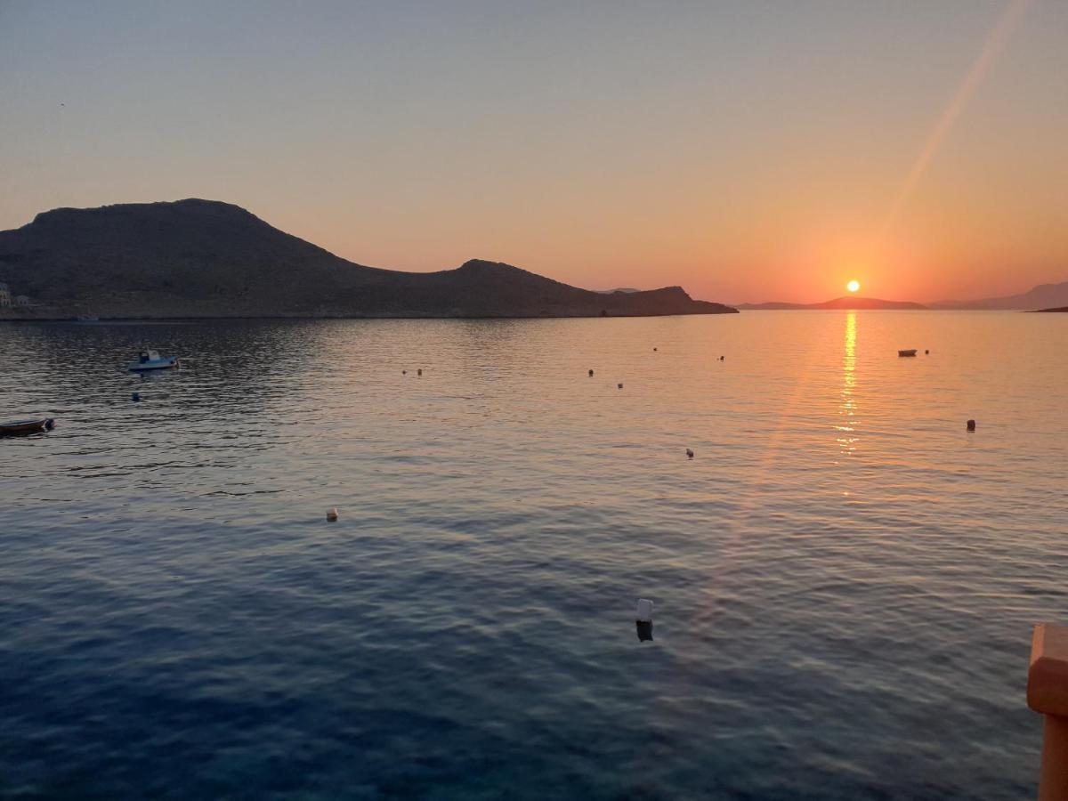 Casa Porphyra Villa Chalki Town Bagian luar foto