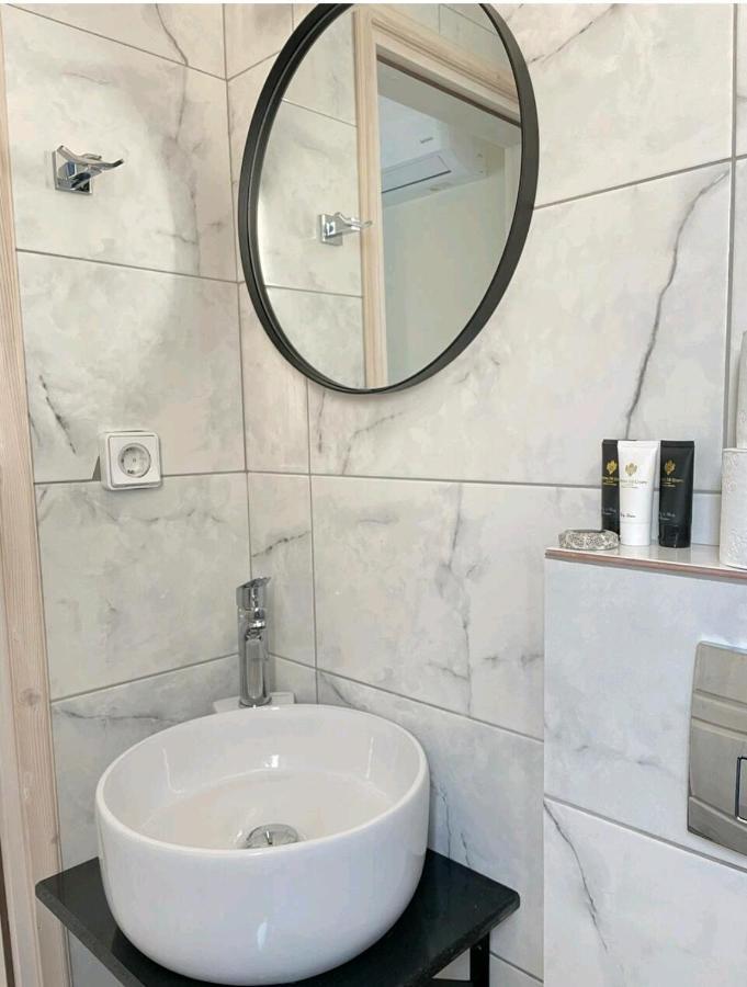 Casa Porphyra Villa Chalki Town Bagian luar foto